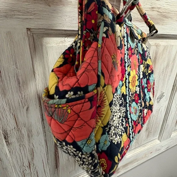 Vera Bradley quilted Happy Snails handbag - Picture 5 of 5